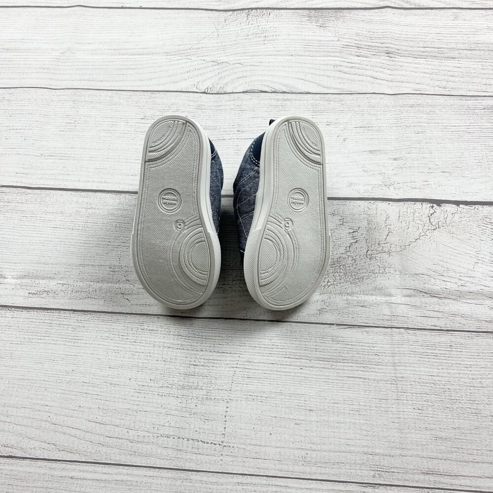 Wonder Nation Slip On Sneakers - Picture 6 of 6